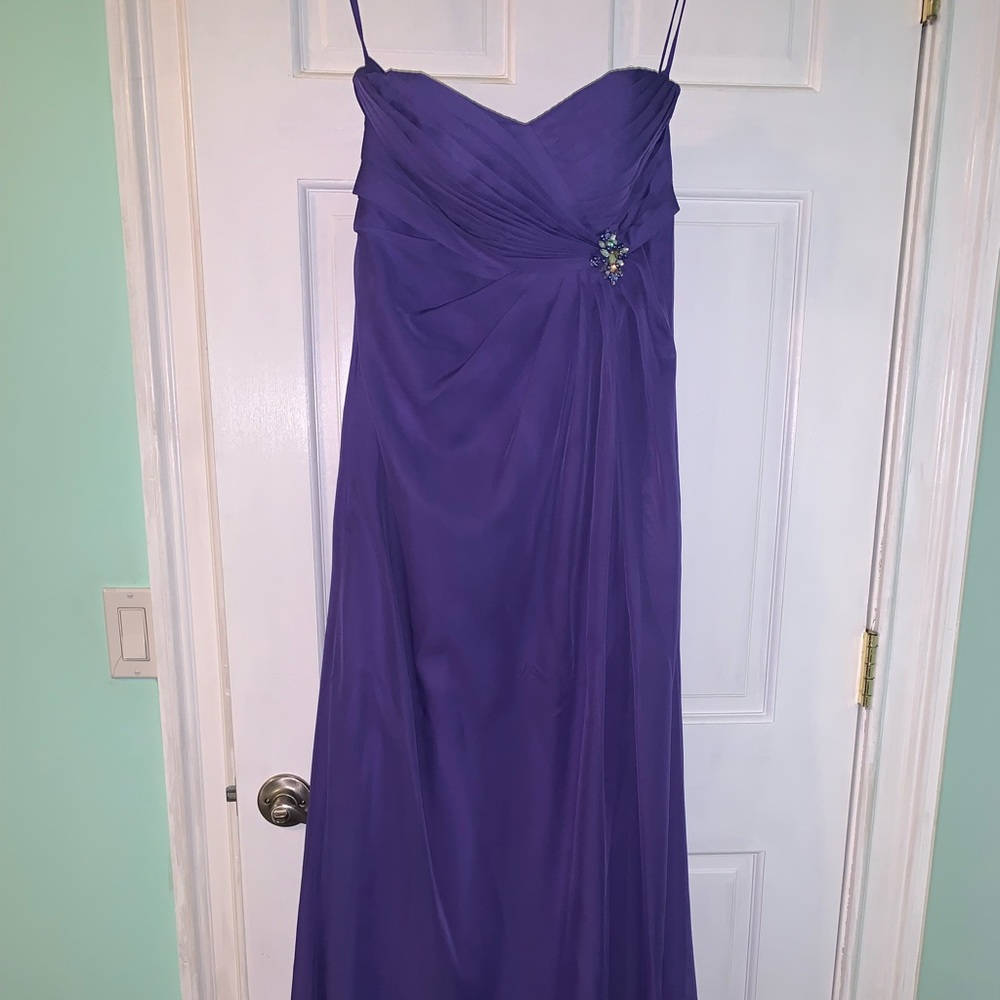 Alexia prom dress